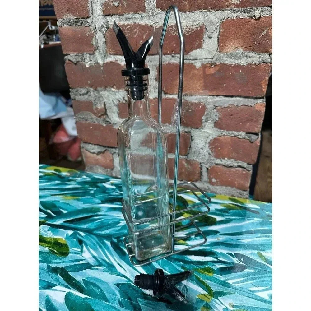 Oil Holder